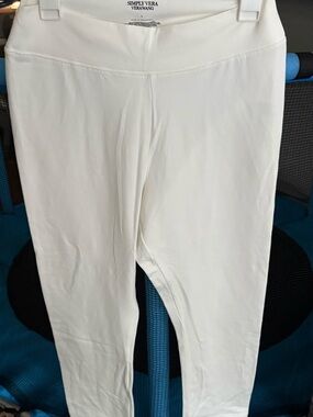 Simply Vera Vera Wang Cream High-Rise Leggings